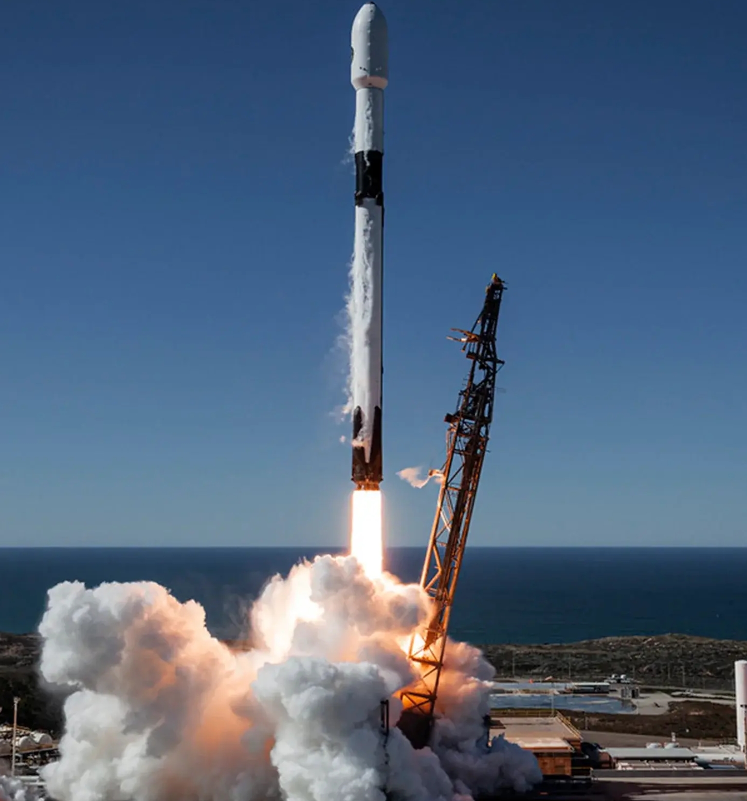 Πέντε ελληνικοί δορυφόροι εκτοξεύτηκαν και βρίσκονται σε τροχιά 9 Ελληνικοί δορυφόροι