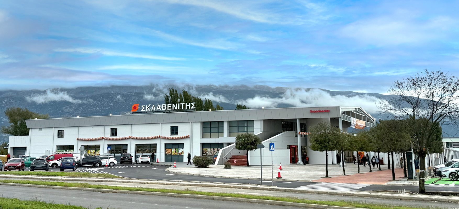 Το Lake Center μεταμορφώνεται στον ιδανικό προορισμό για ψώνια και διασκέδαση 5 The Lake Center