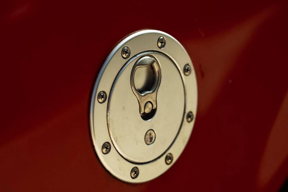 this-hayabusa-swapped-89-suzuki-swift-gti-deserved (6)