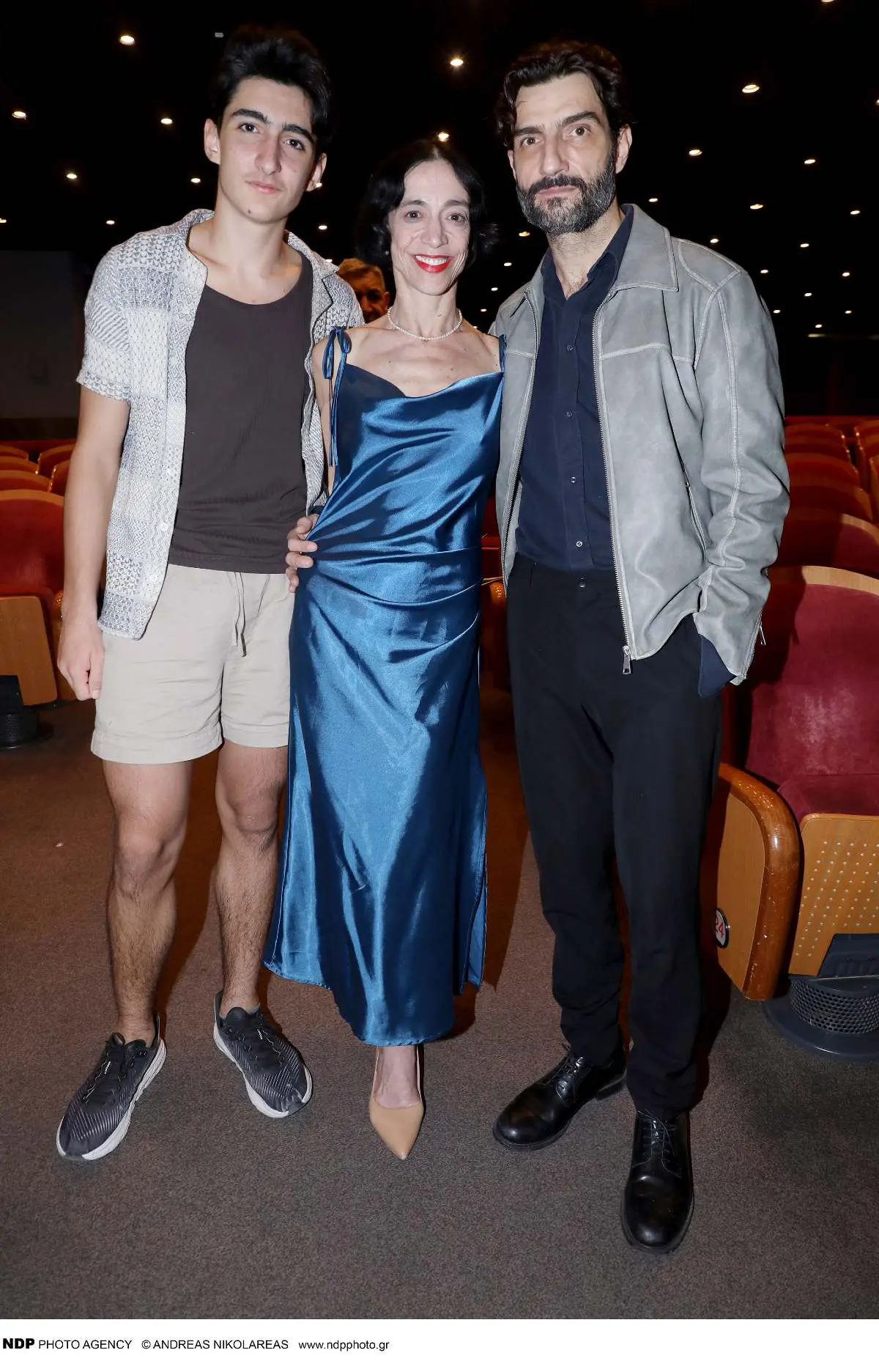 Ο Νίκος Κουρής με την Έλενα Τοπαλίδου και τον γιο τους