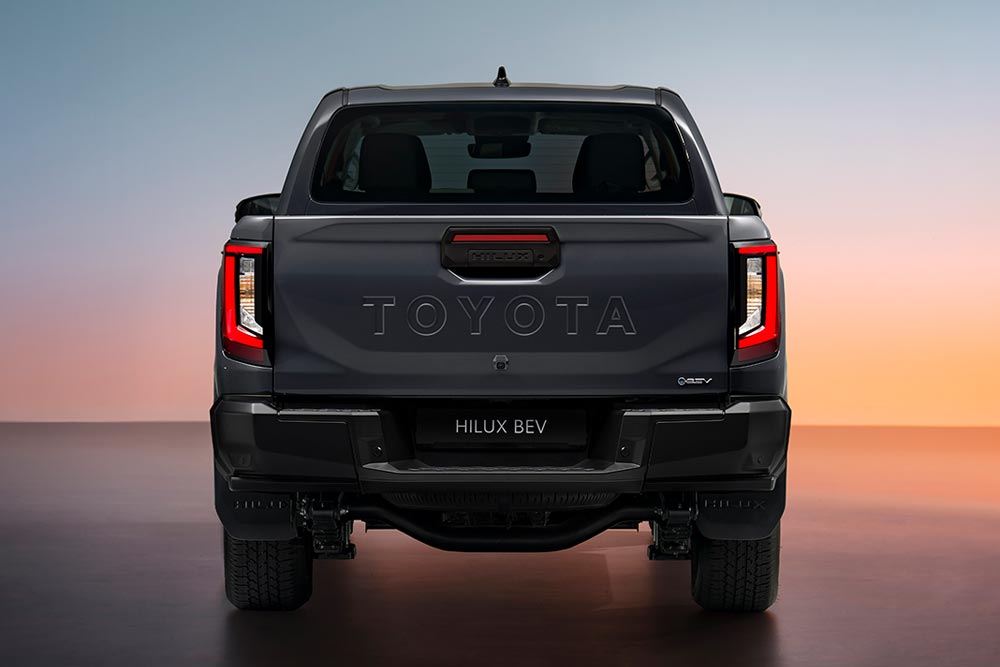 "Το νέο Toyota Hilux: Ηλεκτρικό για πρώτη φορά" 28 toyota-hilux-2025-(10)