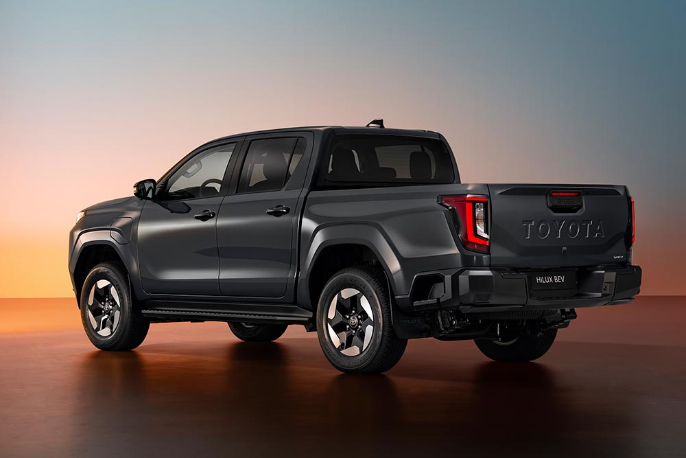 "Το νέο Toyota Hilux: Ηλεκτρικό για πρώτη φορά" 25 toyota-hilux-2025-(13)