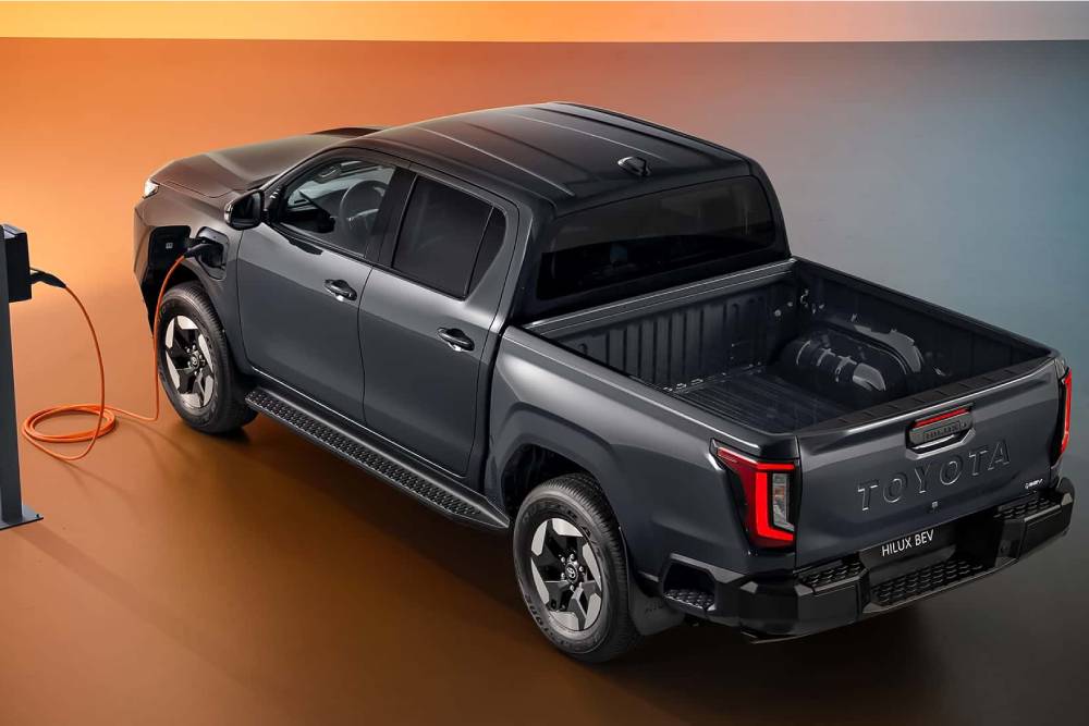 "Το νέο Toyota Hilux: Ηλεκτρικό για πρώτη φορά" 22 "Το νέο Toyota Hilux: Ηλεκτρικό για πρώτη φορά"