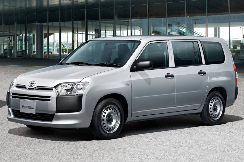 toyota_probox_van_5