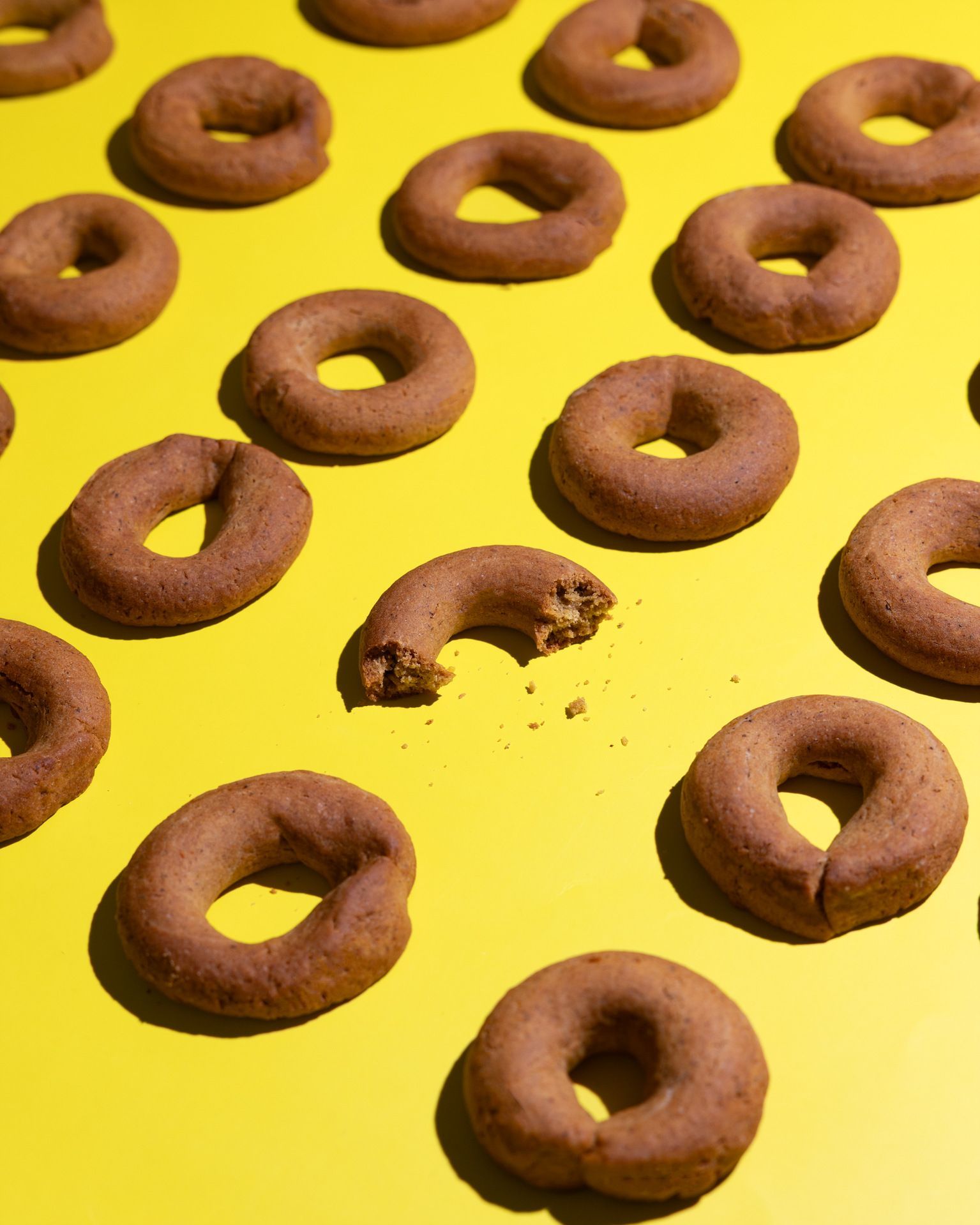 tragana-koyloyrakia-kanelas-1764352113