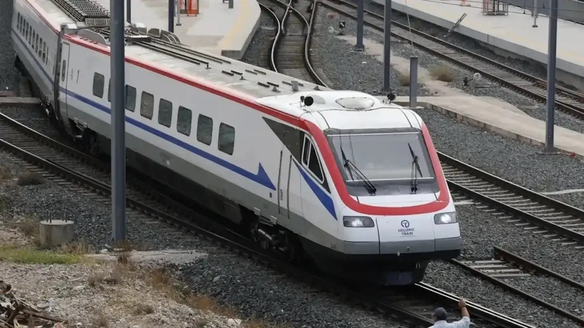 treno-hellenic-train-eurok-1
