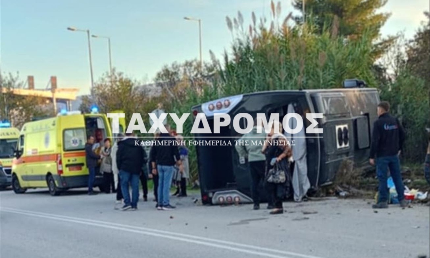 Βελεστίνο: Ανατροπή τουριστικού λεωφορείου με 30 επιβάτες – 10 τραυματίες στο νοσοκομείο Βόλου 6 Τροχαίο