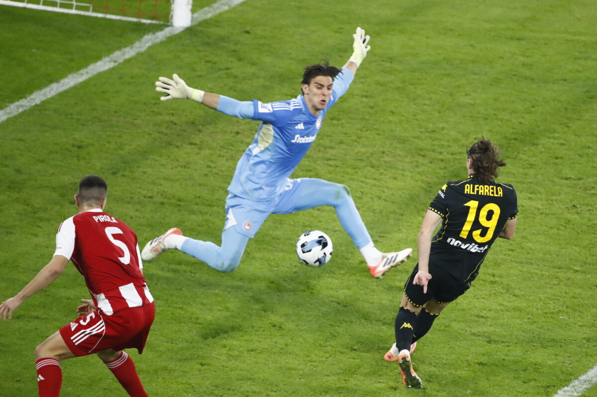 Ολυμπιακός – Άρης 2-1: Ποντένσε, Ταρέμι και Τζολάκης οδήγησαν τους Πειραιώτες στην κορυφή της Super League 12 Ολυμπιακός – Άρης 2-1: Ποντένσε, Ταρέμι και Τζολάκης οδήγησαν τους Πειραιώτες στην κορυφή της Super League