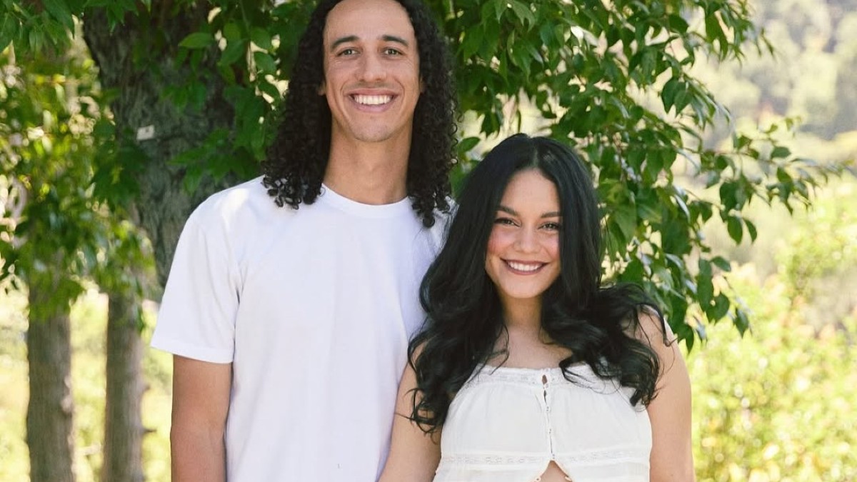 Η Βανέσα Χάτζενς καλωσόρισε το δεύτερο παιδί της: Το απρόοπτο κατά τη διάρκεια του τοκετού