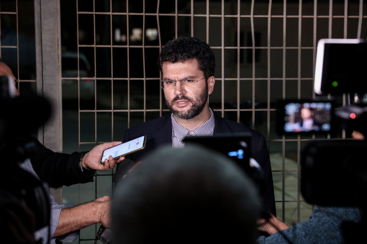 Οι τρεις ύποπτοι που καταζητούνται για το αιματηρό περιστατικό στα Βοριζιά του Ηρακλείου βρίσκονται στο Αστυνομικό Τμήμα Ηρακλείου