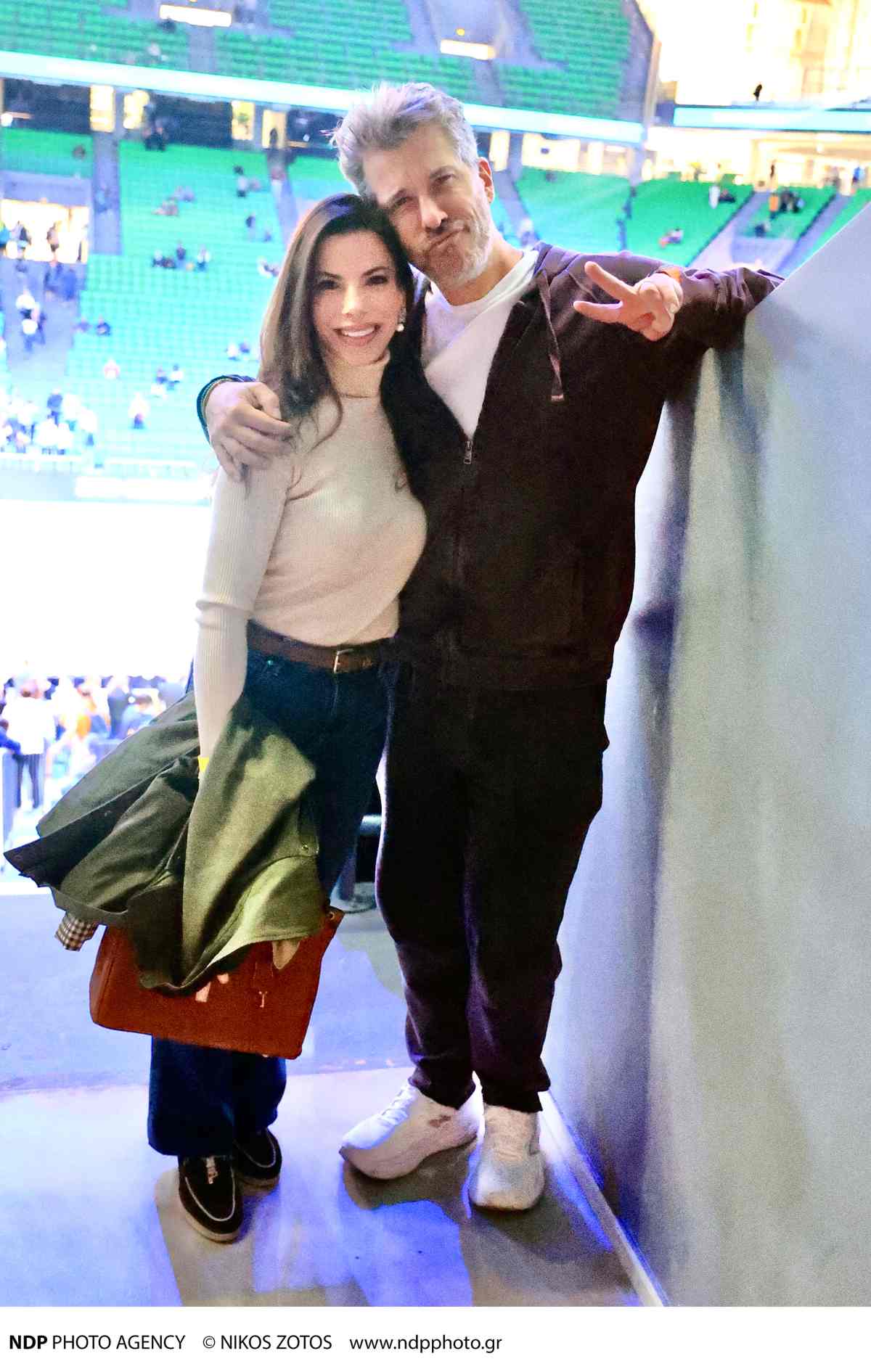 Ο Χάρης και η Αντελίνα Βαρθακούρη στο ΟΑΚΑ