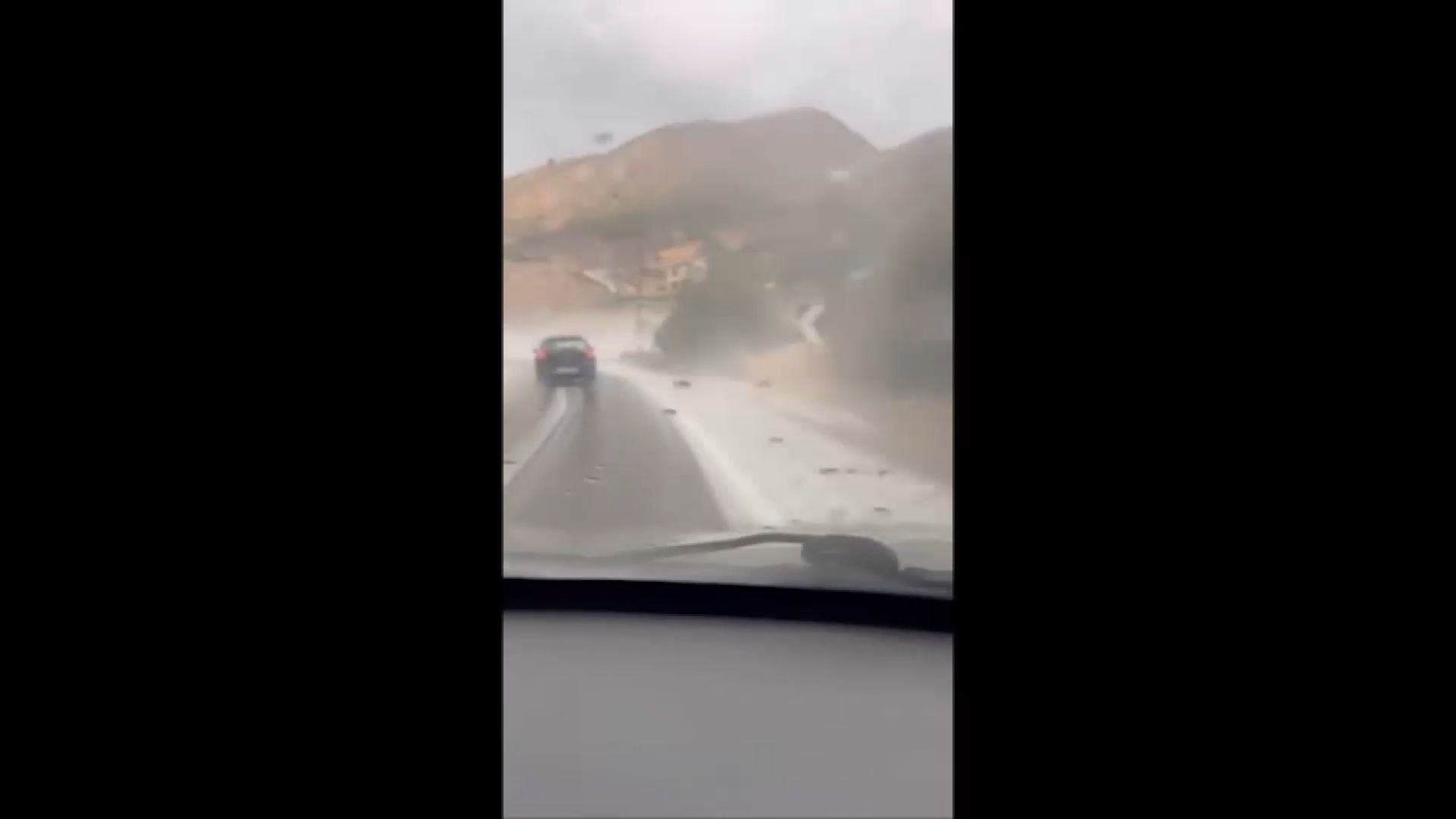 Άνοιξαν-οι-ουρανοί-σε-περιοχές-της-Κρήτης.Έπεσε-χαλάζι-στον-ΒΟΑΚ