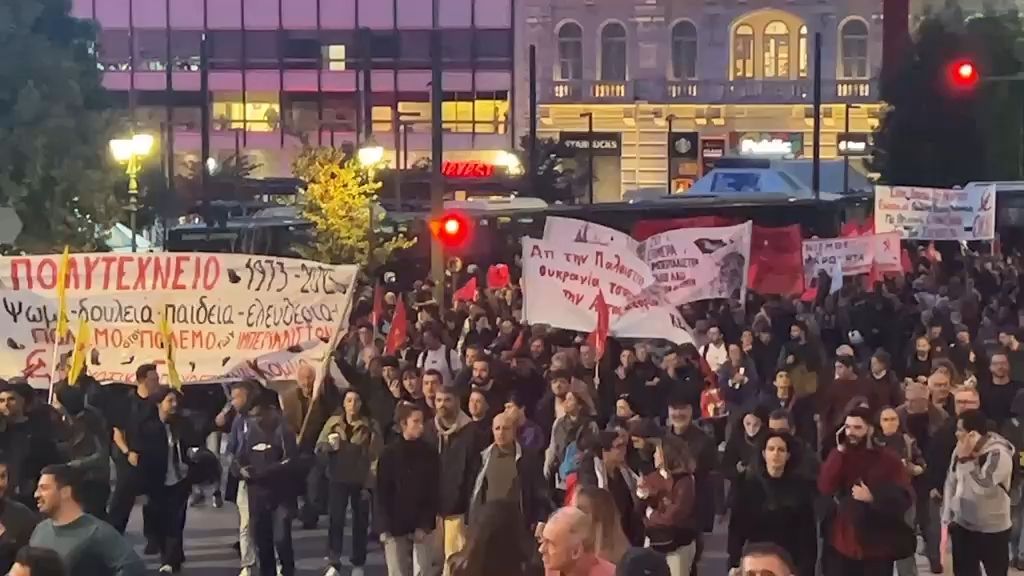 Σε-εξέλιξη-η-πορεία-για-το-Πολυτεχνείο-με-προορισμό-την-αμερικανική-πρεσβεία