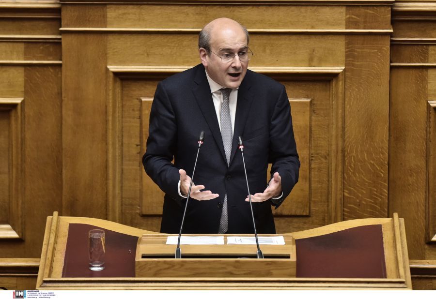 Χατζηδάκης: Αυξημένες επιδοτήσεις για τους αγρότες φέτος – Λεπτομέρειες για την προκαταβολή της Βασικής Ενίσχυσης