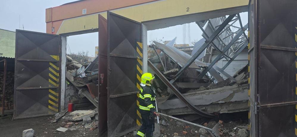 Δραματικό συμβάν στη Σλοβακία: Κατάρρευση οροφής σε επιχείρηση – 3 θύματα