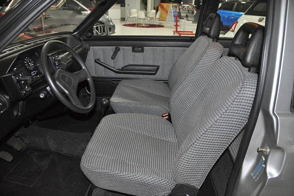 Σπάνιο αυτοκίνητο 36 ετών με μόλις 10.000 χλμ.