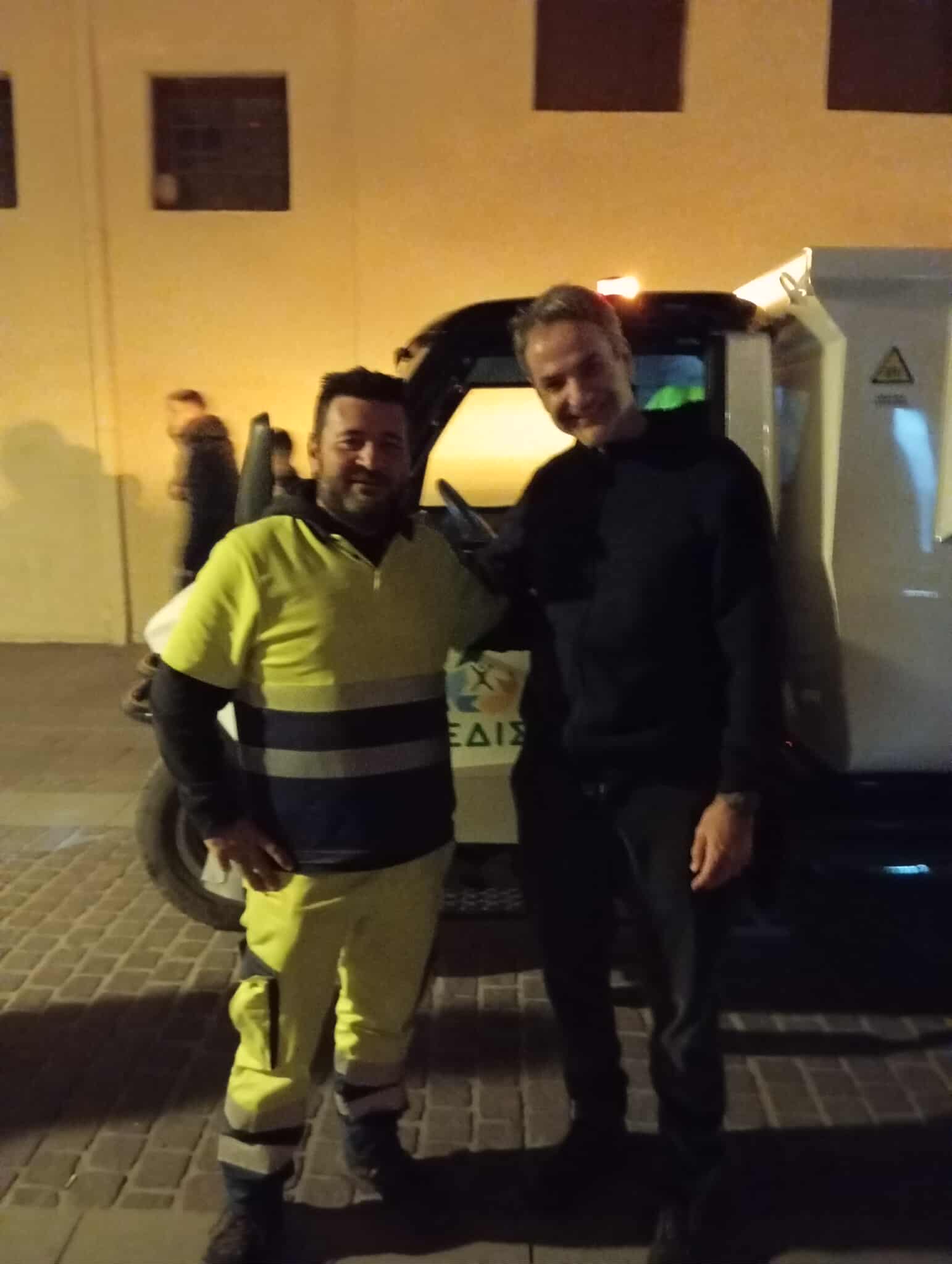 Ο Κυριάκος Μητσοτάκης στα Χανιά – Περιήγηση στο Ενετικό Λιμάνι