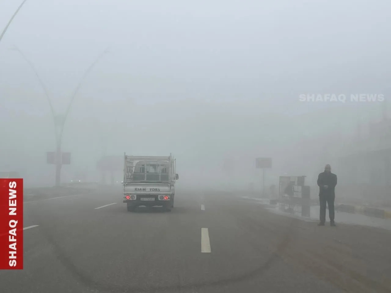 Ιράκ: Το αεροδρόμιο της Βαγδάτης κλείνει τη νύχτα λόγω πυκνής ομίχλης – Τουλάχιστον 3 θάνατοι από πλημμύρες 4 Ιράκ: Το αεροδρόμιο της Βαγδάτης κλείνει τη νύχτα λόγω πυκνής ομίχλης – Τουλάχιστον 3 θάνατοι από πλημμύρες