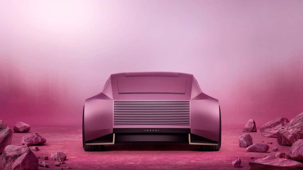 Ποιος ακριβώς θέλει μία ροζ, μεγάλη και ''woke'' Jaguar;