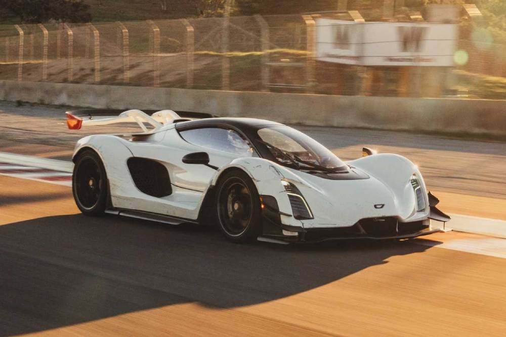 Το όχημα που κοντράρει τα Koenigsegg 10 2025-czinger-21c-laguna-seca-record-2025- (4)