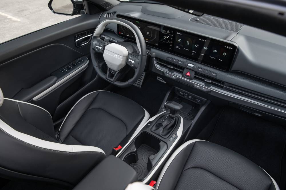 2025-kia-k4-starts-sales-at-21990-with-a-40-mpg-ra (10)