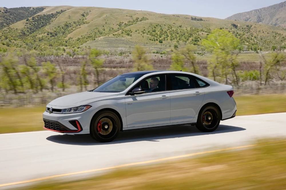 2025 vw jetta gli