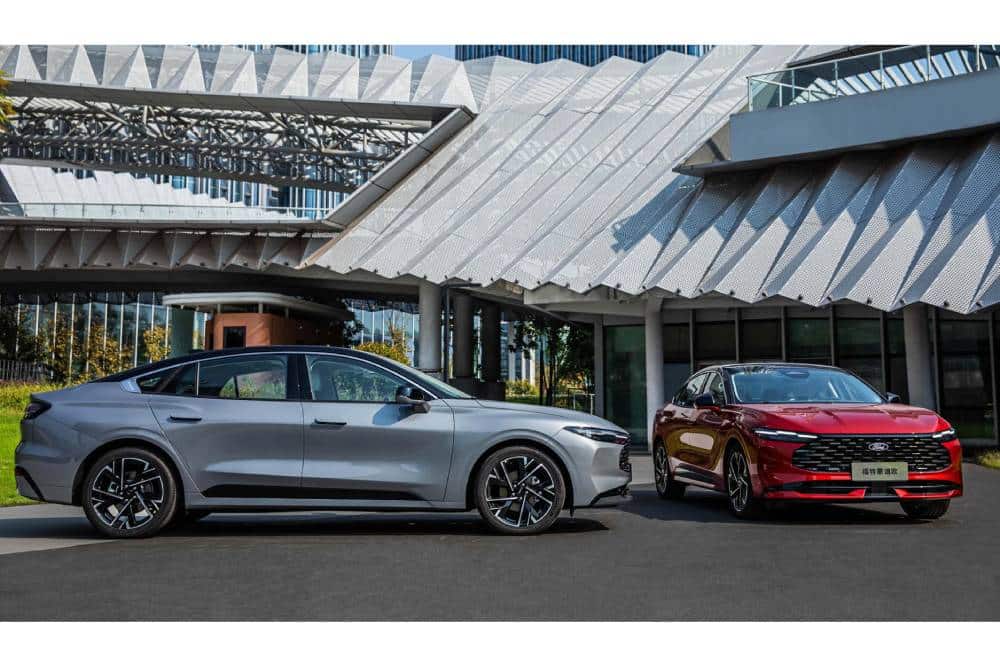 Το ανανεωμένο Ford Mondeo κυριαρχεί και εντυπωσιάζει 22 2026-ford-mondeo-china (1)