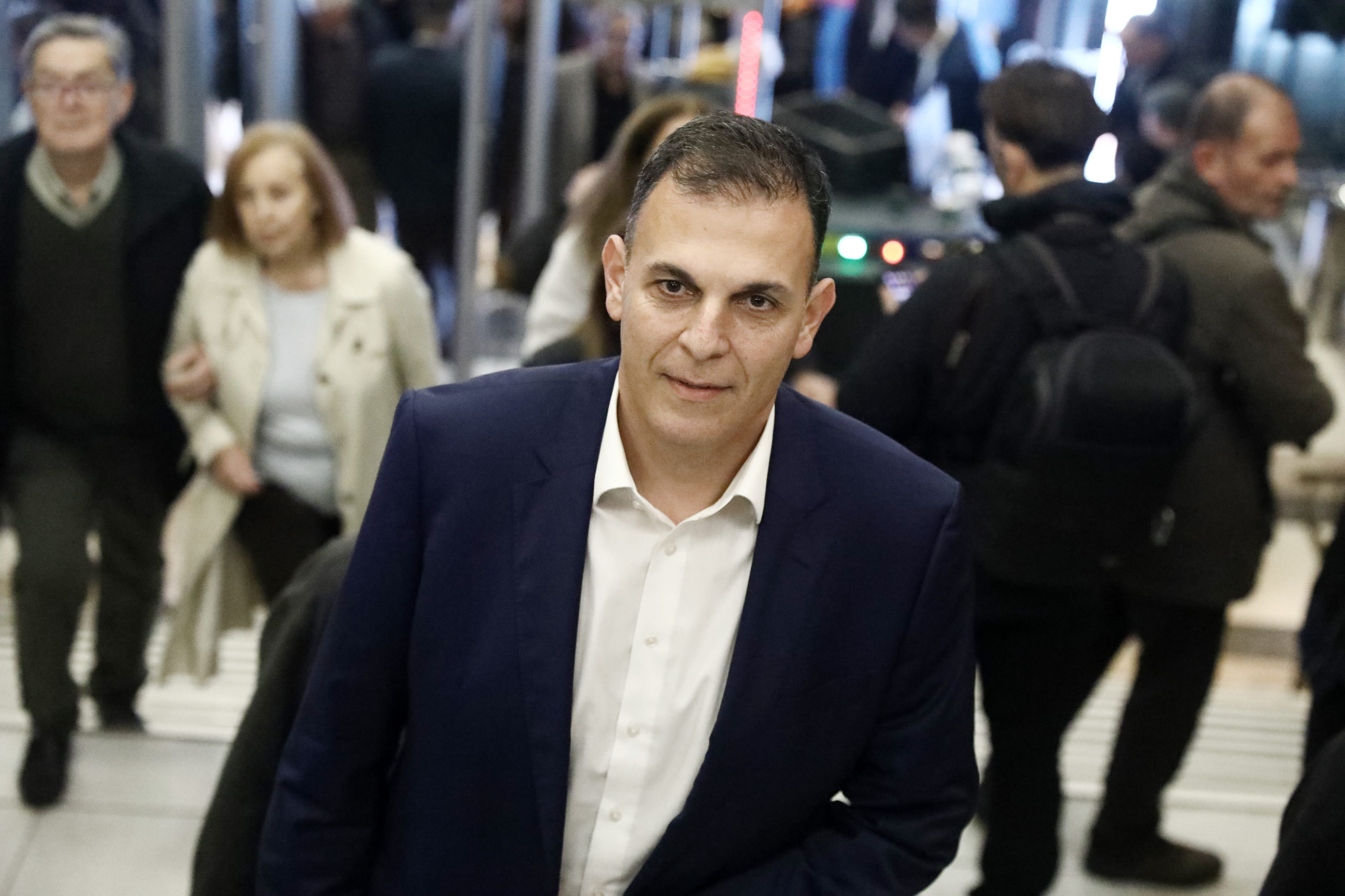 «Ιθάκη»: Ο Αλέξης Τσίπρας αποκαλύπτει το βιβλίο του – Ποιοι συμμετέχουν από ΣΥΡΙΖΑ και Νέα Αριστερά – ΕΙΚΟΝΕΣ