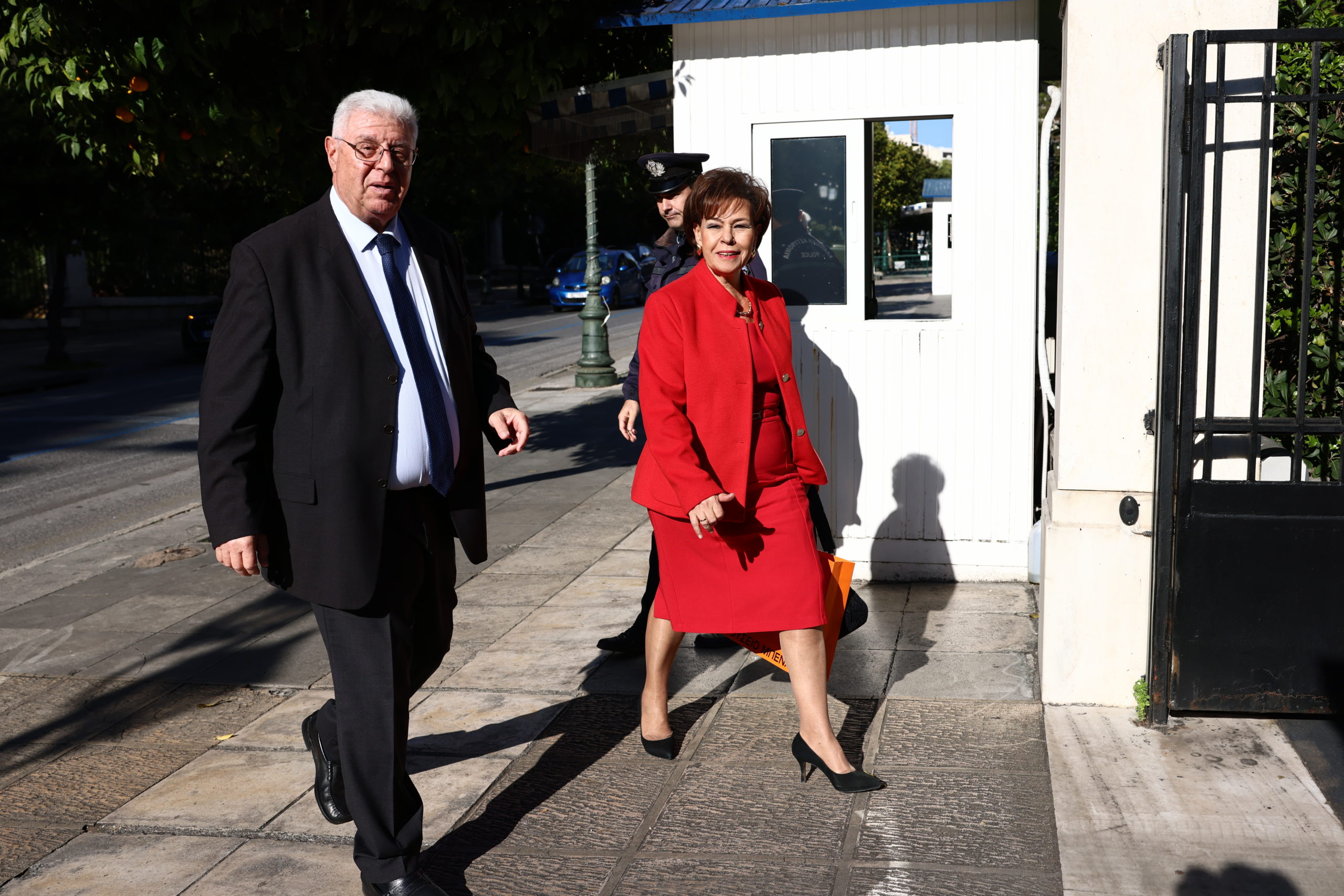 Ο Πρωθυπουργός, Κυριάκος Μητσοτάκης, υποδέχθηκε στο Μέγαρο Μαξίμου τα μέλη της Κοινοβουλευτικής Ομάδας της Νέας Δημοκρατίας.