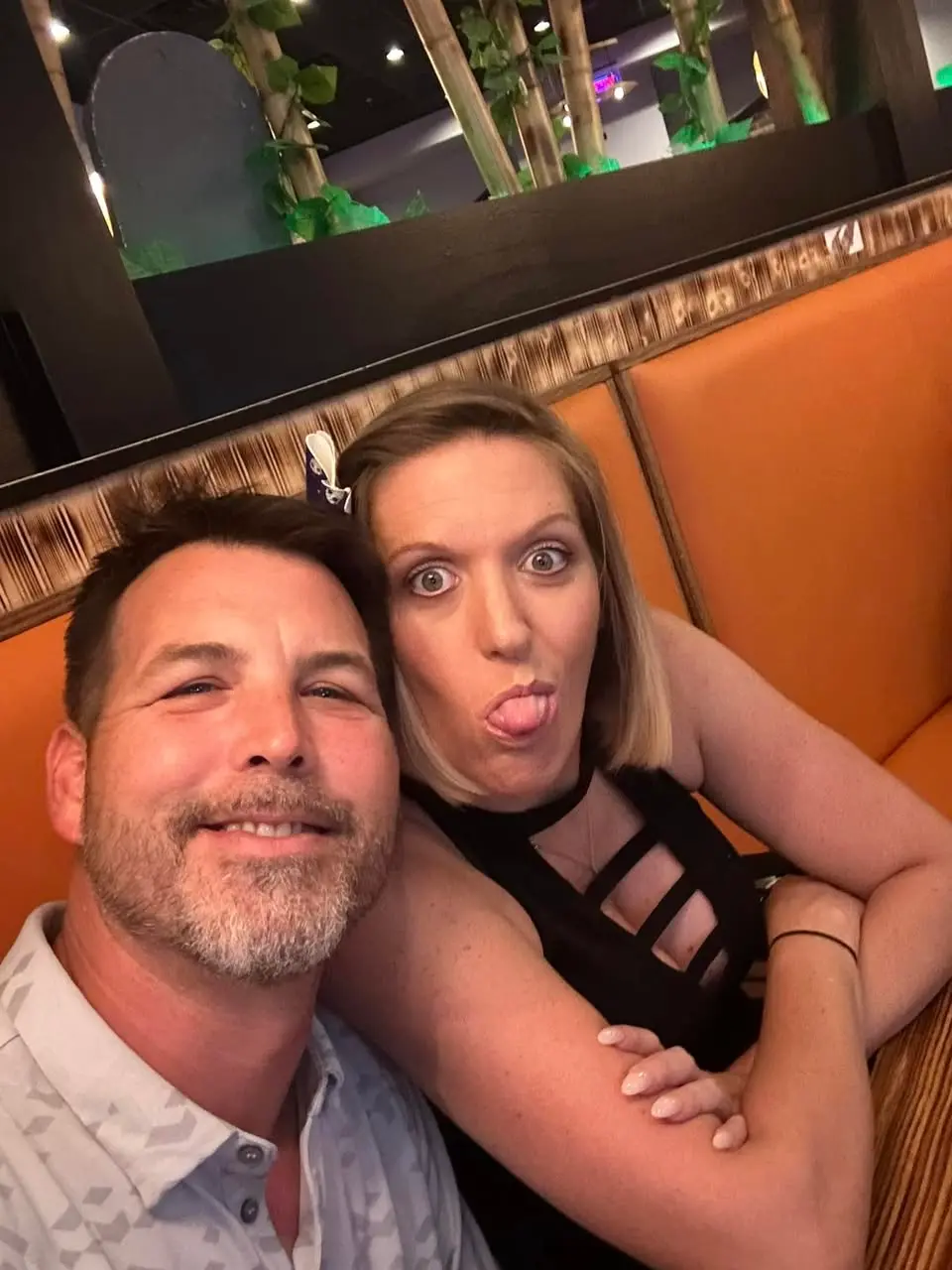 Άγρια δολοφονία στις ΗΠΑ: Του είπε να κλείσει την τηλεόραση και εκείνος την σκότωσε – Πυροβόλησε την θετή κόρη του και αυτοκτόνησε