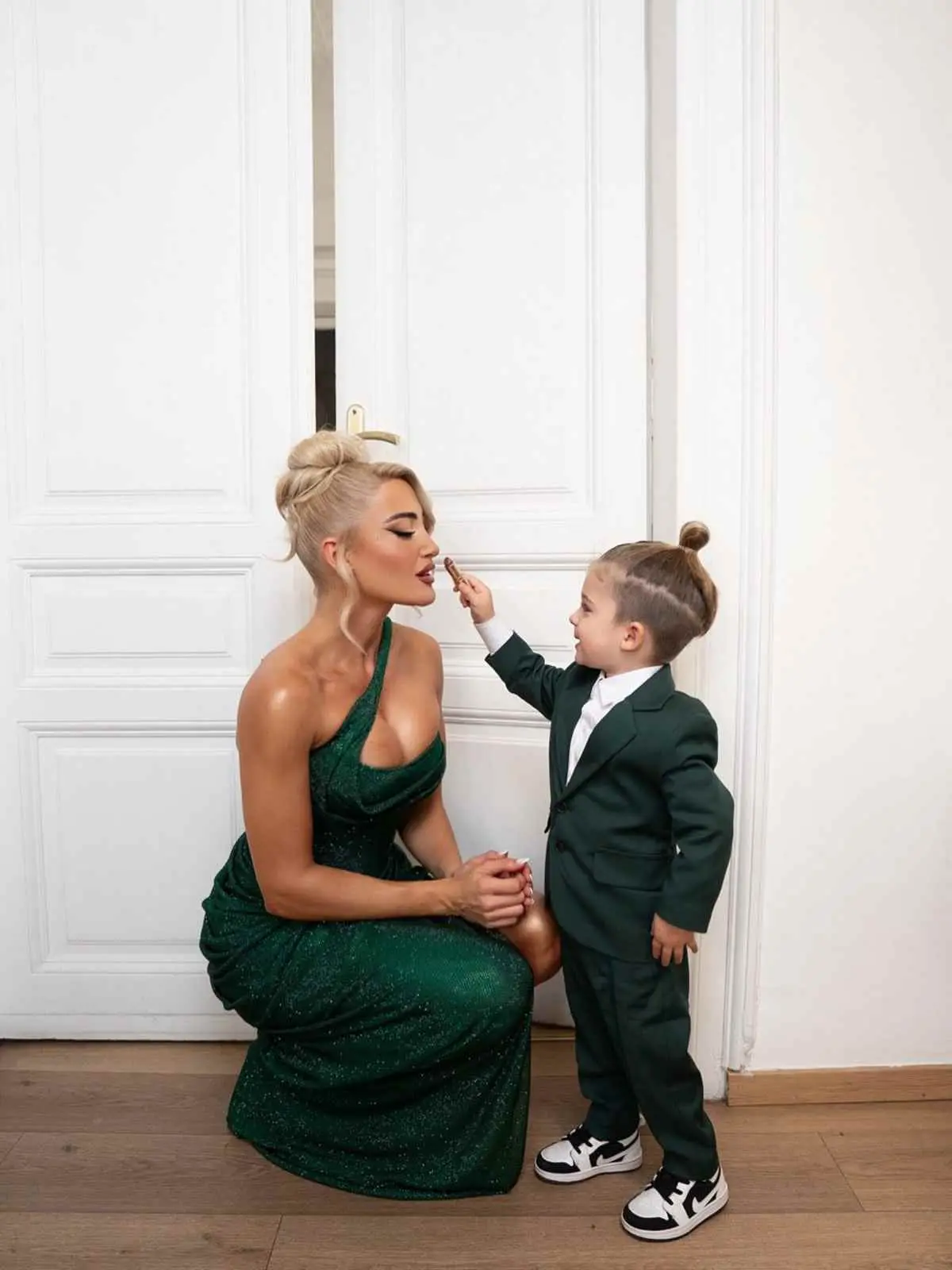 Η Ιωάννα Τούνη με τον γιο της, Πάρη