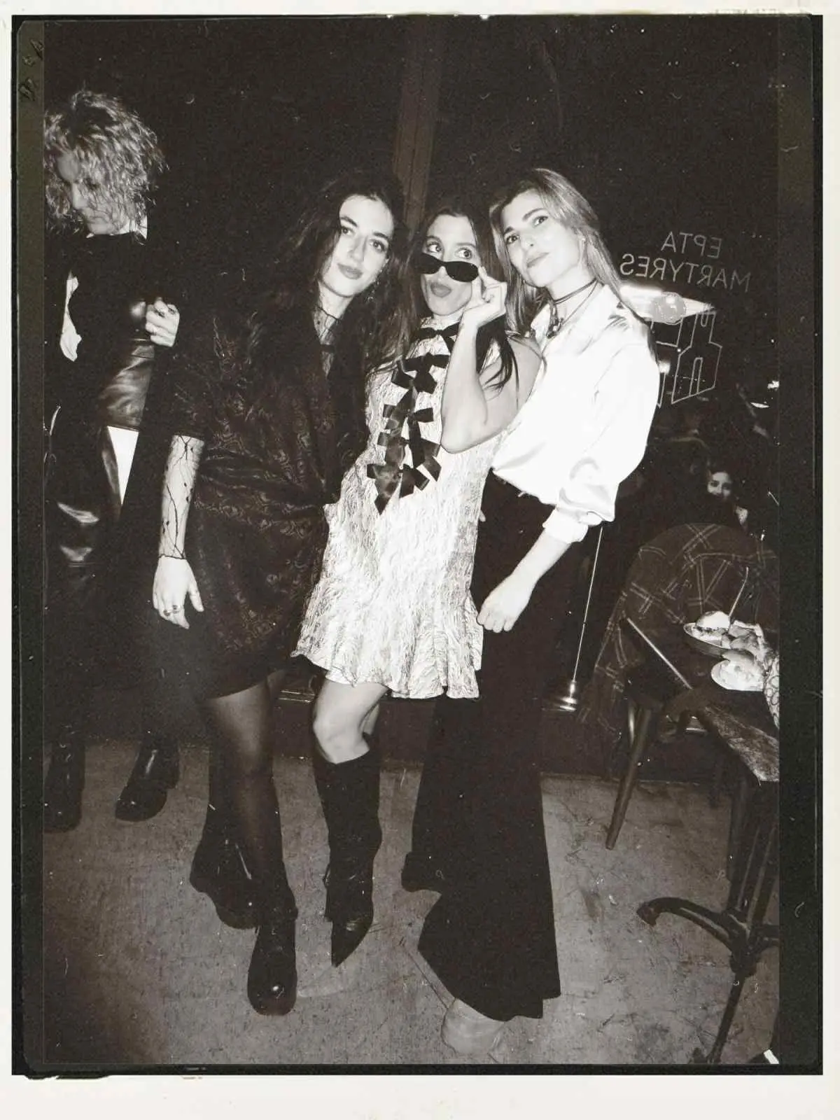 Σάττι: Το λαμπερό πάρτι γενεθλίων μετά την περιπέτεια υγείας (Φωτογραφίες) 24 Σάττι: Το πάρτι - υπερπαραγωγή για τα γενέθλιά της μετά την περιπέτεια υγείας (Φωτογραφίες)