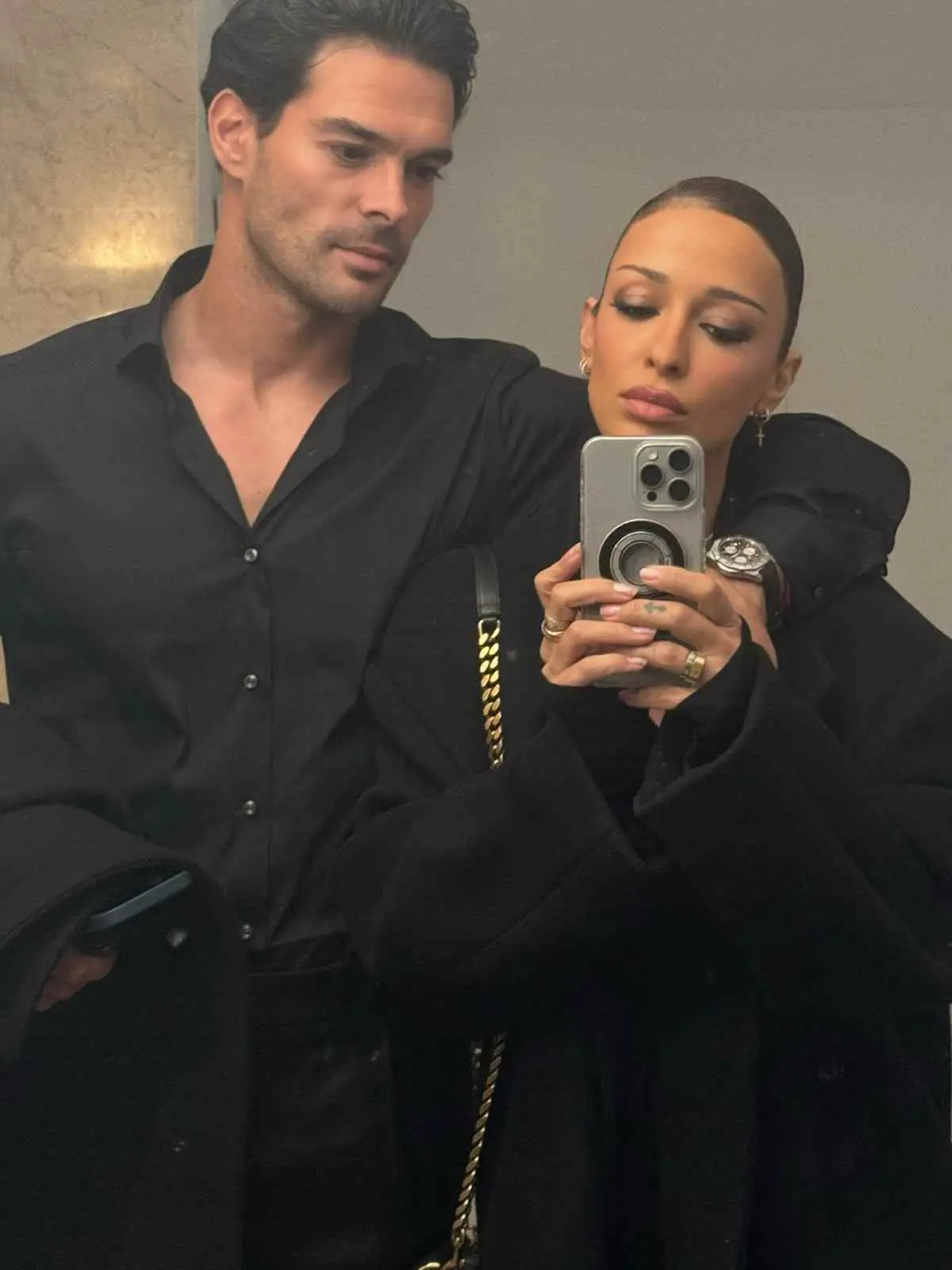 Φουρέιρα: Ανέβασε στιγμιότυπα με τον Αλμπέρτο Μποτία – Ποζάρουν μαζί αγκαλιά 3 Ελένη Φουρείρα - Αλμπέρτο Μποτία