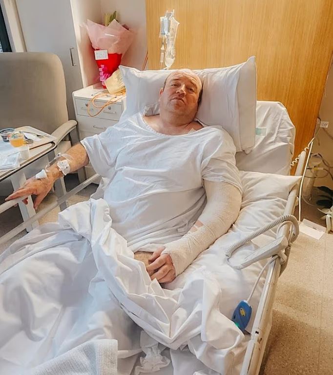 Σίδνεϊ: Δεύτερος ήρωας απομακρύνει το όπλο του δράστη πριν τον πυροβολήσουν οι αστυνομικοί και τον τραυματίσουν πολίτες κατά λάθος