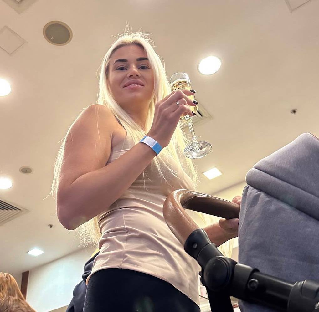 36χρονη τοποθέτησε τον γιο της σε σακούλα κενού αέρος – Το βίντεο που ξεσήκωσε θύελλα στη Ρωσία 4 36χρονη τοποθέτησε τον γιο της σε σακούλα κενού αέρος – Το βίντεο που ξεσήκωσε θύελλα στη Ρωσία