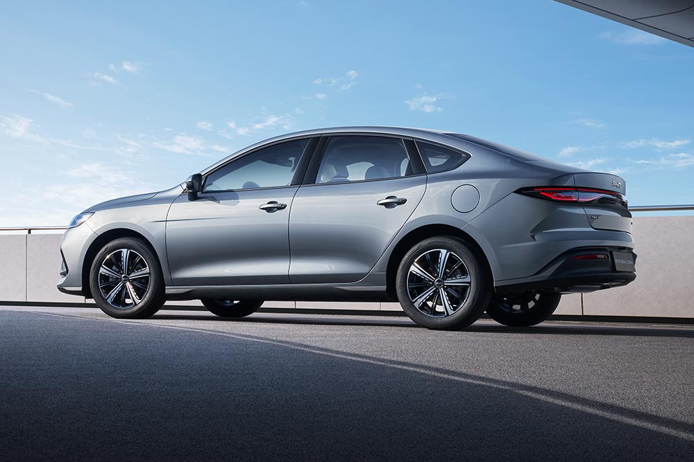 Κόστος της νέας υβριδικής «κούρσας» BYD Seal 5 DM-i 15 Κόστος της νέας υβριδικής «κούρσας» BYD Seal 5 DM-i