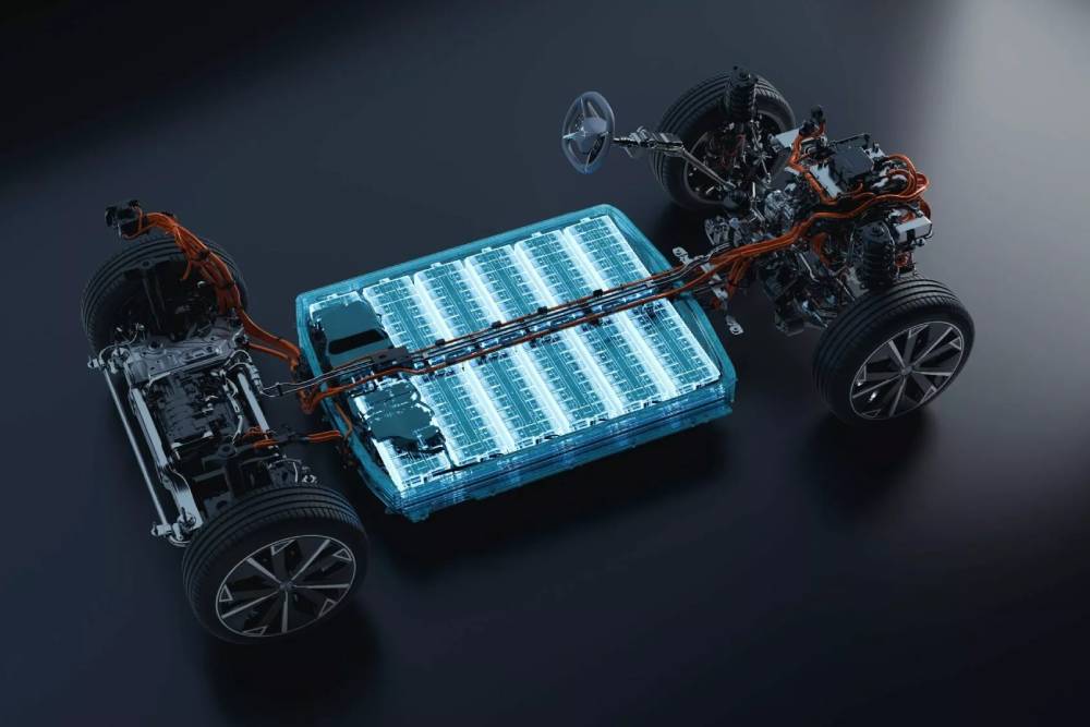 Κατέφθασε η καινούργια ναυαρχίδα DS N°8 (+τιμές)