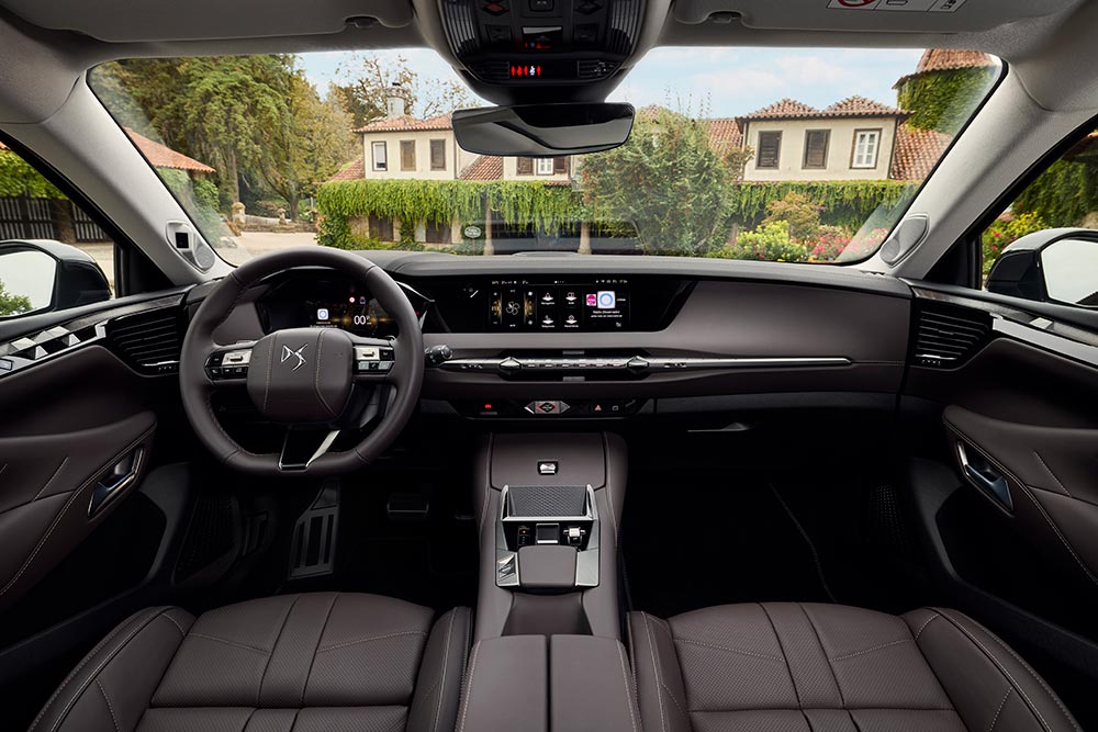 Ξεκίνησαν οι παραγγελίες για το νέο DS N°4 (+τιμές)