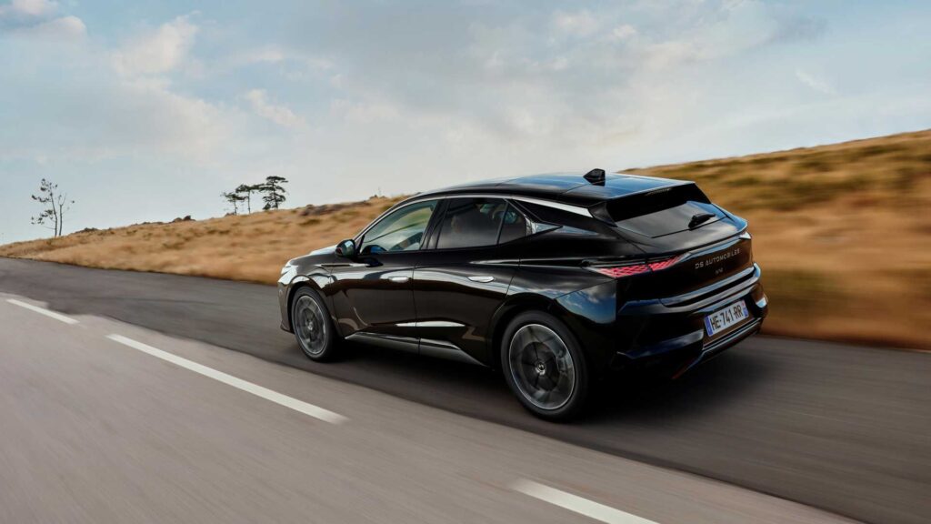 «Διπλωματικό Σώμα»: Το DS No4 διαθέσιμο πλέον στην Ελλάδα 3 DS No4