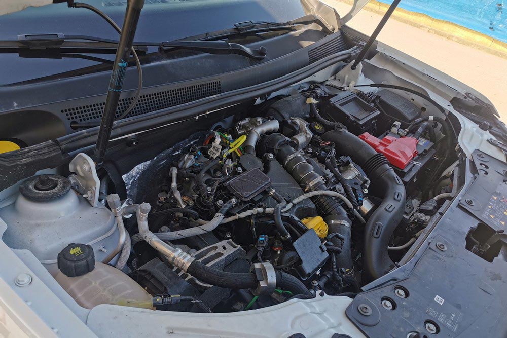 «Αναβαθμισμένο» Dacia Duster diesel 4×4 με μόλις 5.000 χλμ. 24 Dacia Duster diesel 4x4 used (5)