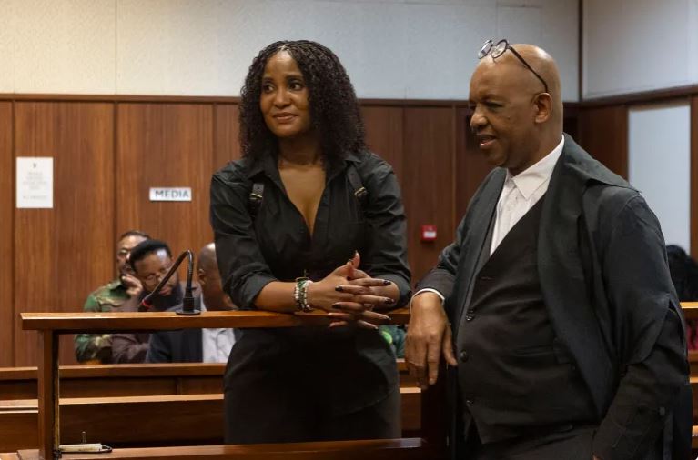 Νότια Αφρική: Η κόρη πρώην ηγέτη κατηγορείται για εξαπάτηση ανδρών ώστε να πολεμήσουν για τη Ρωσία στην Ουκρανία