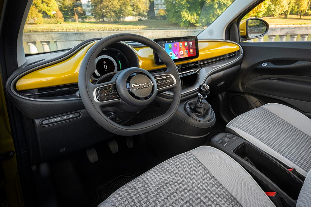 Πότε κυκλοφορεί το καινούργιο υβριδικό «διαμάντι;» 12 Πότε κυκλοφορεί το καινούργιο υβριδικό «διαμάντι;»