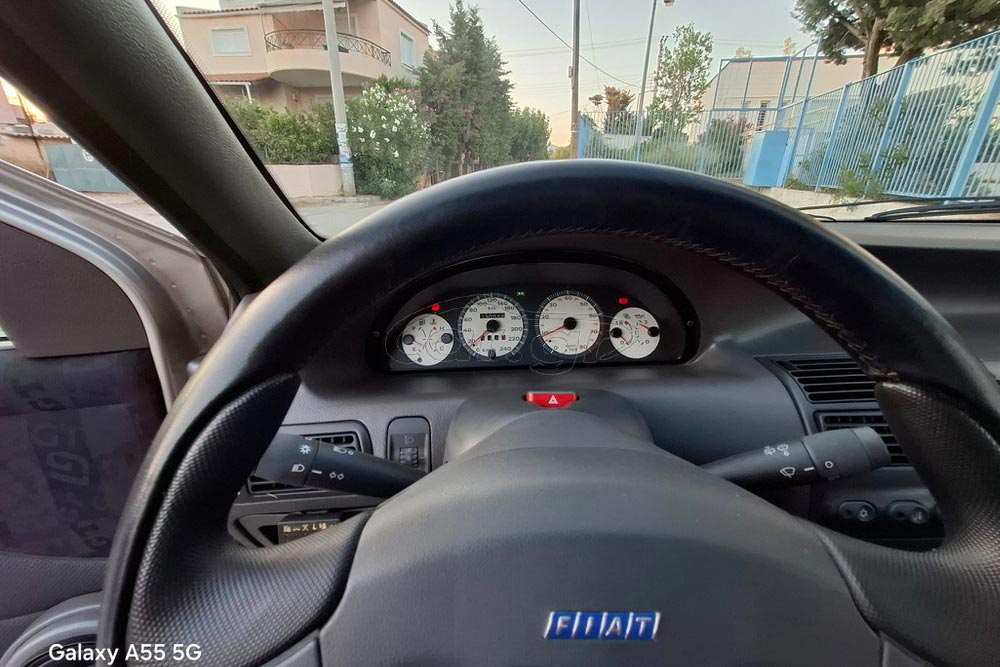 Ανέγγιχτο «μαμά» Fiat Punto GT με μόλις 30.000 χλμ. 12 Fiat Punto GT 1998 (3)