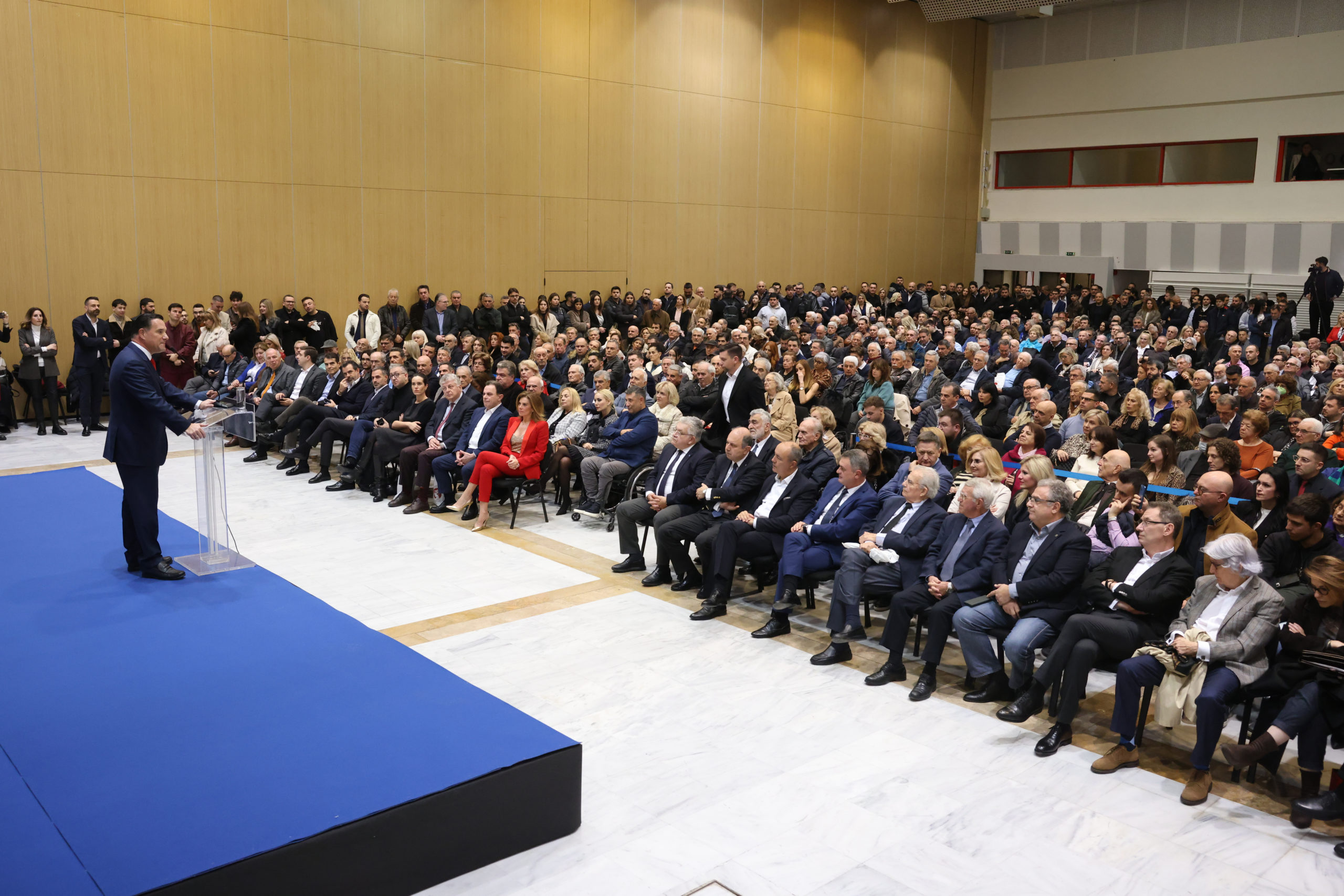 Άδωνις Γεωργιάδης: «Επέλεξα τη Δεξιά για την πειθαρχία, όπως η Ρώμη» – Δείτε φωτογραφίες από την παρουσίαση του βιβλίου του στο γεμάτο Βελλίδειο