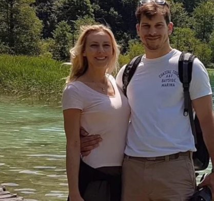 Τρόμος στην Ελβετία: 41χρονος στραγγάλισε και πολτοποίησε σε μπλέντερ τη γυναίκα του – Σοκάρει η ιατροδικαστική έκθεση 4 Τρόμος στην Ελβετία: 41χρονος στραγγάλισε και πολτοποίησε σε μπλέντερ τη γυναίκα του – Σοκάρει η ιατροδικαστική έκθεση