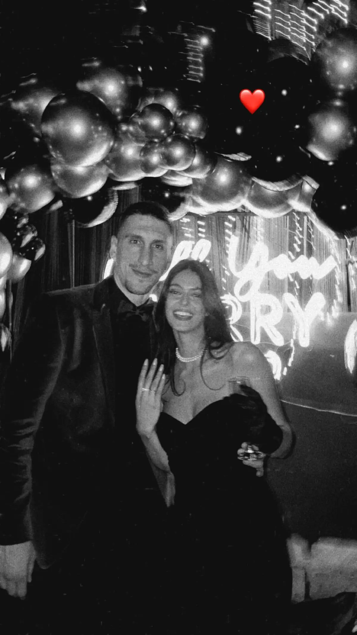 Η πρόταση γάμου που έκανε ο Γιαννούλης Λαρεντζάκης