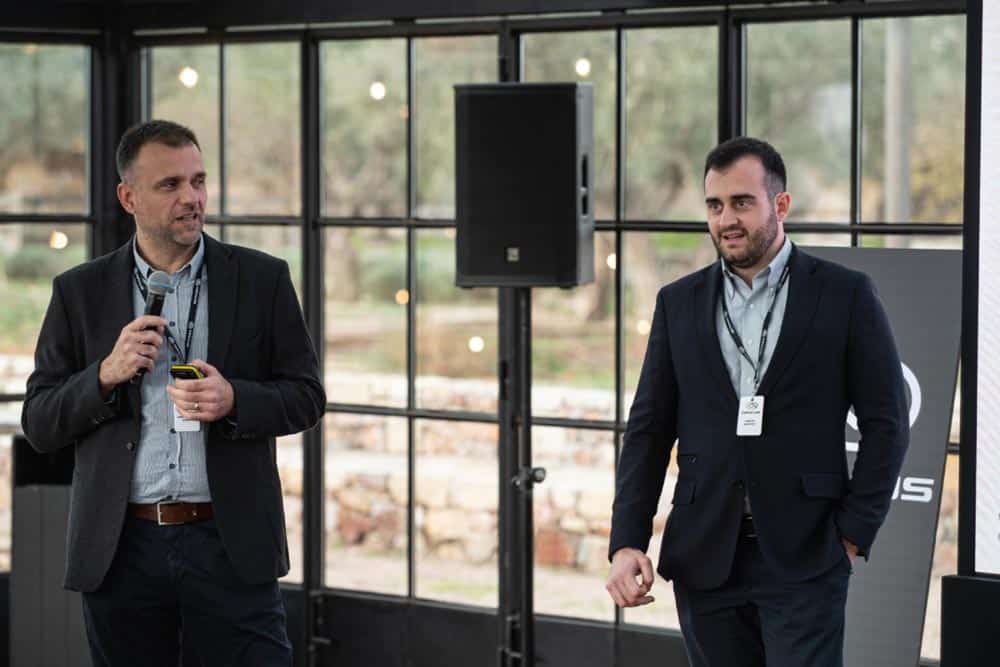 MAXUS-D&L-EVENT_0292-small