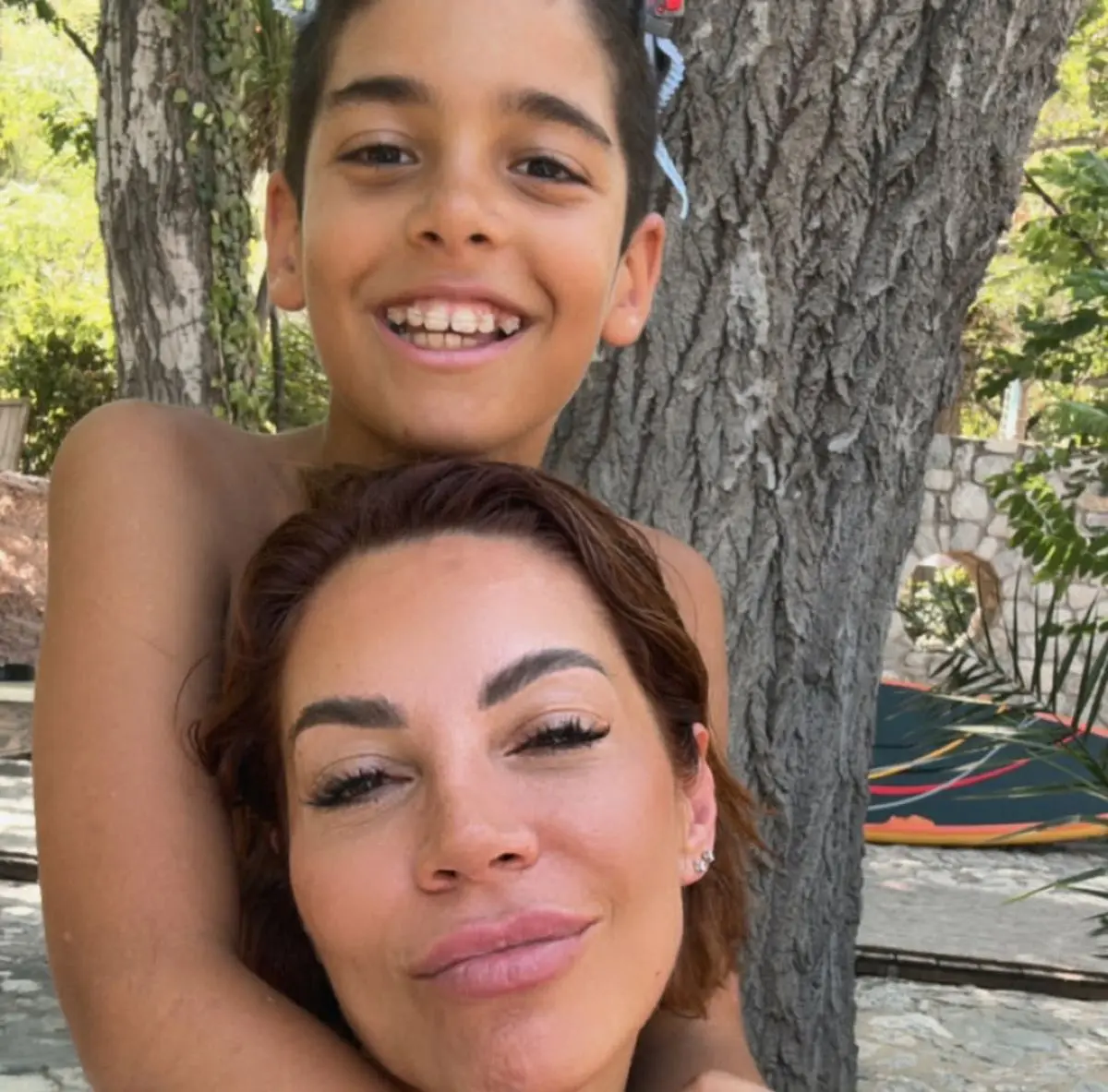 Μαριάντα Πιερίδη: Οι «άντρες της καρδιάς της» γιορτάζουν και εκείνη τους υμνεί 18 Η Μαριάντα Πιερίδη με τον γιο της