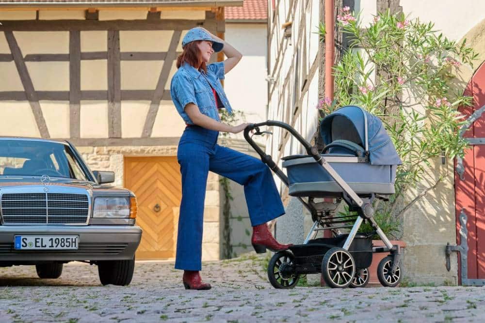 Mercedes-Benz-Stroller-14-2048x1366