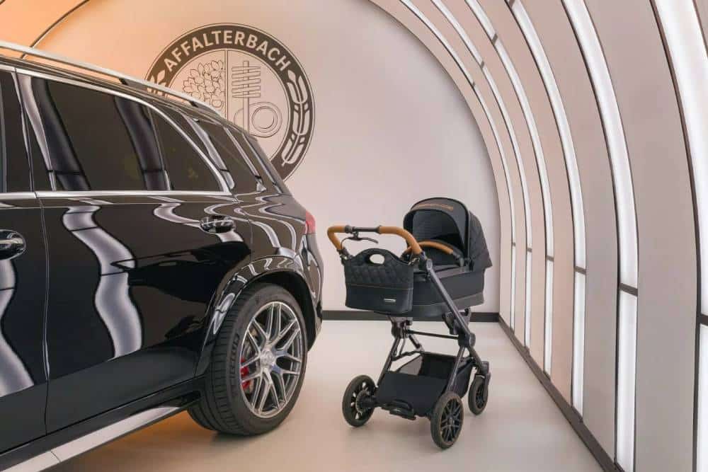 Mercedes-Benz-Stroller-3-2048x1366
